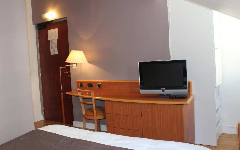 Hotel Metropolitain Paris Quarto foto